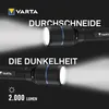 Two Varta flashlights are shown, one above the other, with beams of light emanating from them. Text overlays describe the product's capabilities. Produktbild-Vorschau