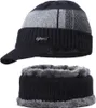Set invernale da uomo - berretto da baseball e camino a Anteprima dell’immagine prodotto 8