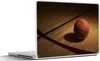 MuchoWow® Laptop Aufkleber Sticker Cover Ein Basketball im Produktbild-Vorschau 1