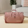 travelite cestovná taška cez rameno Kick Off Duffle Rose Náhľad obrázku produktu 9
