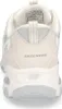 The back view of a beige Skechers sneaker. Produktbild-Vorschau
