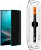 A screen protector and its installation guide are shown next to a smartphone. Anteprima dell’immagine prodotto