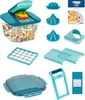 A collage of images showcasing a vegetable dicer set and its various components, along with a recipe booklet. Anteprima dell’immagine prodotto