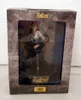 Dark Horse - Fallout Lucy 19cm Figurki Premium Akcesorium Anteprima dell’immagine prodotto 9