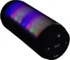 A black cylindrical Bluetooth speaker with colorful LED lights illuminating its mesh grille. Anteprima dell’immagine prodotto