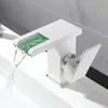 LED koupelnová baterie Vodopádová směšovací baterie Náhled obrázku produktu 1