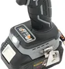 Close-up view of the battery and handle of a power tool. Voir les images du produit