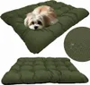 A dog lying on a green dog bed, with a close-up of the bed's texture. Anteprima dell’immagine prodotto