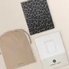 Selencia Sabi Bibliothèque avec impression pour Apple iPad Voir les images du produit 8