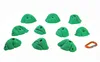 Zehn grüne Klettergriffe vom Typ 'Pulse Pinches M' und 'PE Pinches' von Entre Prises; inklusive eines Karabiners. Produktbild-Vorschau