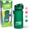 A green water bottle and its packaging are shown. The packaging features cartoon characters and branding. Voir les images du produit