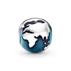 A close-up studio shot of a Pandora clip charm shaped like a globe. Podgląd zdjęcia produktu