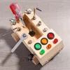 MONTESSORI Sensory Wooden manipulative LED car board Voir les images du produit 9