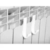 A close-up view of two white hooks attached to a white radiator. Voir les images du produit