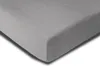 A close-up, angled view of a gray fleece fitted sheet, showing its texture and corner. Produktbild-Vorschau