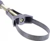 A close-up shot of an adjustable oil filter strap wrench against a white background. Anteprima dell’immagine prodotto