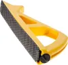 A yellow and black wood plane tool is shown against a white background. Voir les images du produit