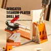 A close-up shot of a pocket hole jig kit being used to drill into a piece of wood, with text overlays highlighting features. Náhled obrázku produktu