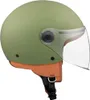 A side view of a green motorcycle helmet with a clear visor. Anteprima dell’immagine prodotto