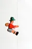 Holzspielzeug Kletterfigur Bergsteiger rot Höhe=6,5 Produktbild-Vorschau 2