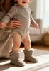 Baby Lammfellschuhe MIT KLETTVERSCHLUSS Camel – Weich, warm Produktbild-Vorschau 4