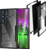 A transparent phone case is shown with a phone inside, displaying a city skyline. Several cases are layered behind the main one. Anteprima dell’immagine prodotto