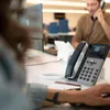 HP Poly Edge E320 - VoIP-Telefon - mit Produktbild-Vorschau 5