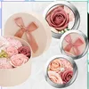 Set regalo "Scatola di fiori" con profumati fiori di sapone Anteprima dell’immagine prodotto 5