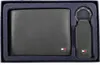 A black leather wallet and keychain set presented in a dark blue box. Náhľad obrázku produktu