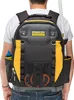 A person wearing a Stanley FatMax tool backpack. Voir les images du produit