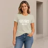 Camiseta para mujer con el texto "Gestört aber geil" Vista previa de la imagen del producto 3