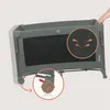 A person's hand is shown adjusting a travel crib. Close-up insets highlight features like ventilation and wheels with brakes. Voir les images du produit