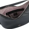 A close-up view of the interior of a black leather handbag. Voir les images du produit