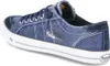A side view of a blue denim Dockers sneaker. Voir les images du produit