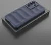 A blue phone case with a ribbed texture is displayed on a dark gray pedestal. Produktbild-Vorschau