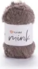 A ball of brown yarn with a label. Produktbild-Vorschau