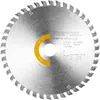 A close-up, front-facing view of a circular saw blade. Anteprima dell’immagine prodotto