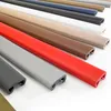 Multiple colored PVC handrails are lined up and displayed diagonally against a white background. Anteprima dell’immagine prodotto