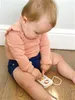Telefono cellulare giocattolo in legno Mentari per bambini Anteprima dell’immagine prodotto 3