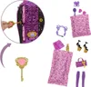 A collage of a doll accessory set, including a dollhouse door, key, clothing, and accessories. Voir les images du produit
