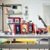 LEGO® City 60414 Hasičská stanice s otočným žebříkovým Náhled obrázku produktu 12