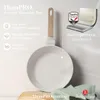 A marketing image of a non-stick frying pan with feature callouts. Náhled obrázku produktu