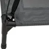 A close-up view of the corner of a grey mesh dog bed with black metal legs and connectors. Anteprima dell’immagine prodotto
