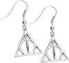 The Carat Shop - Kolczyki Deathly Hallows inspirowane Podgląd zdjęcia produktu 5