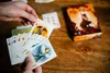 Asmodee The Fox in the Forest, Kartenspiel, 10 Jahr(e), 30 Produktbild-Vorschau 7