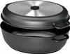 A black oval roasting pan with a silver lid stacked on top. Produktbild-Vorschau