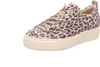 A single leopard print sneaker on a white background. Voir les images du produit