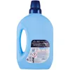 A light blue bottle of laundry detergent with a dark blue cap, shown from the back. Produktbild-Vorschau