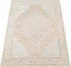 A rectangular rug with a classic design is shown from a diagonal angle on a white background. Produktbild-Vorschau