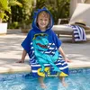 Kinderbadjas met capuchon voor zwembad en strand - Productafbeelding-voorbeeld 2